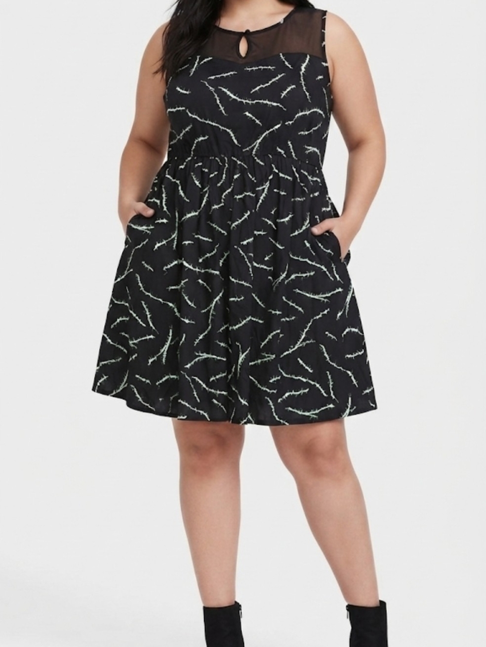 Torrid Universal Studios Frankenstein Stitch Print Skater Dress Size 2X